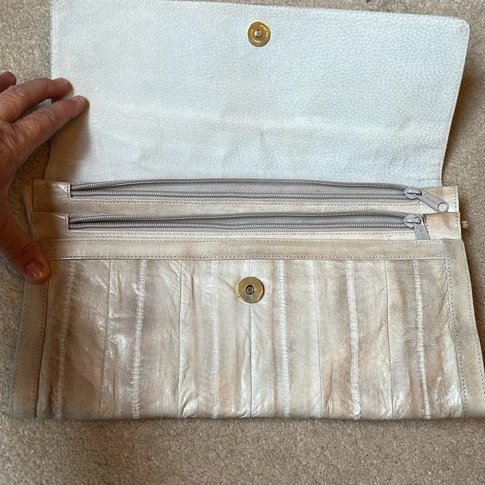 ⛵️ vintage eel Lee Sands light, gray cream, eel skin clutch envelope style